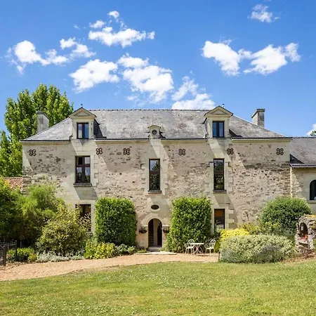 Manoir De Levesque * Concourson-sur-Layon